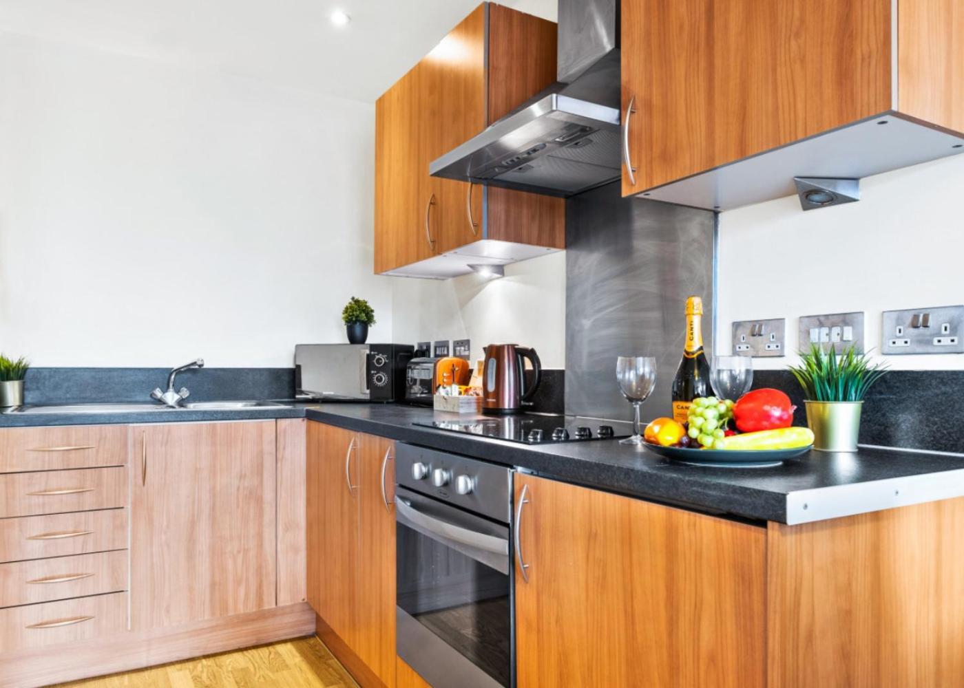 Chinatown - One Bed - Balcony - Secure Parking - Fast Wifi - Birmingham City Centre - 49A Bagian luar foto
