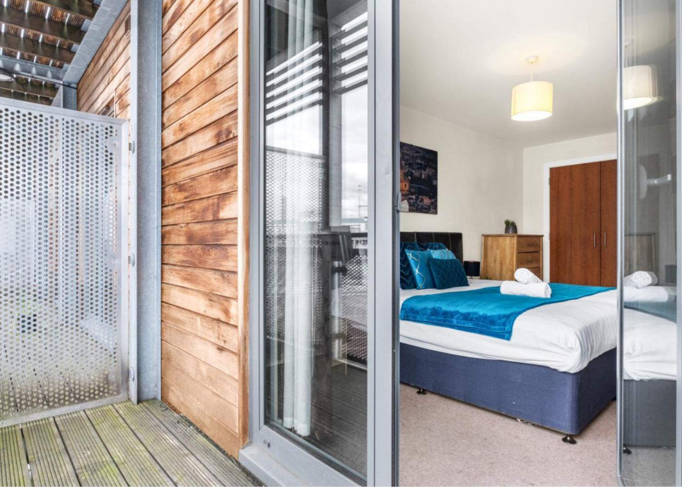 Chinatown - One Bed - Balcony - Secure Parking - Fast Wifi - Birmingham City Centre - 49A Bagian luar foto